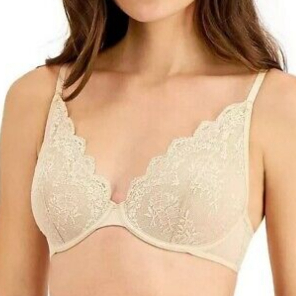 I.N C. INTERNACIONAL CONCEPTS LACE BEIGE BRA SIZE M
